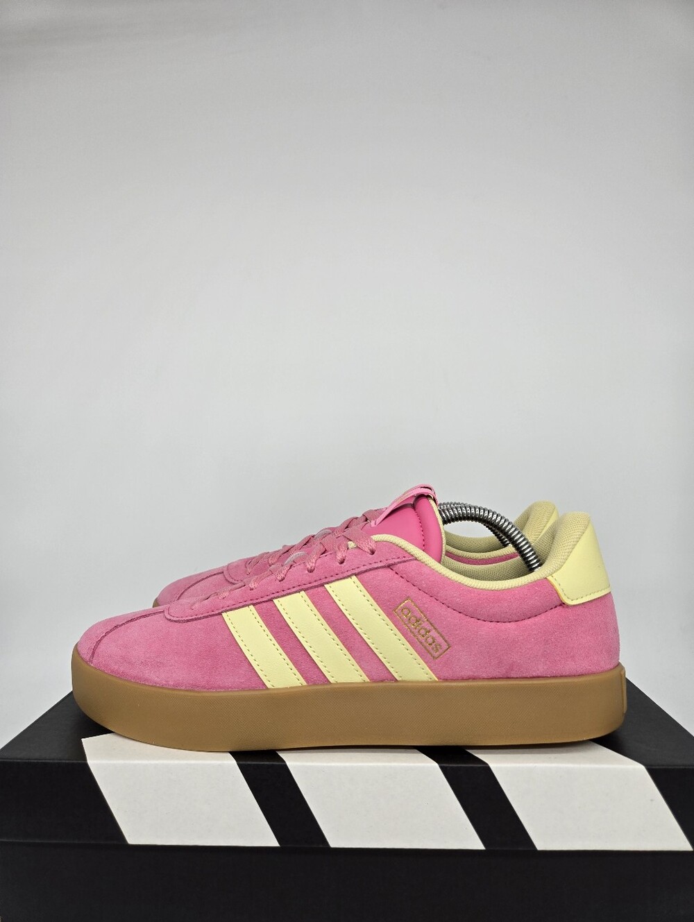 adidas Women's VL Court 3.0 JR8647 Pink Fusion Powder Yellow Shoes Size 10.5